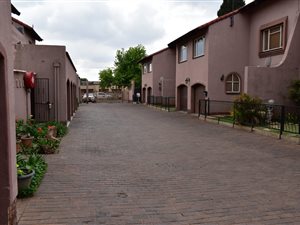 3 Bed Townhouse in Potchefstroom Central