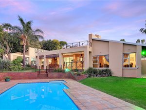 4 Bed House in Khyber Rock