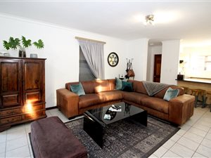 2 Bed House in Sonstraal East