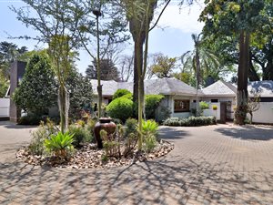 5 Bed House in Atholl