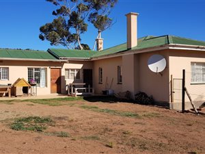 1284 ha Farm in Willowmore