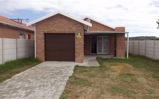 3 Bedroom House in Charlo
