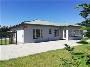 5 Bed House in Park West