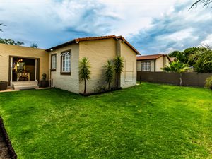 2 Bedroom Townhouse in Honeydew Manor