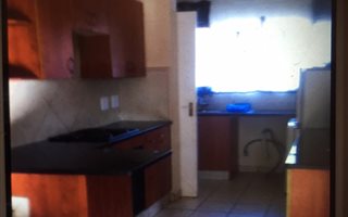 3 Bedroom Duplex in Theresa Park