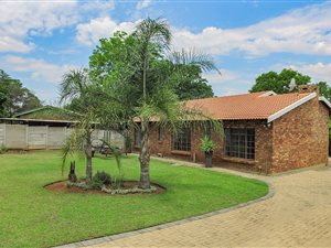 3 Bed House in Valhalla