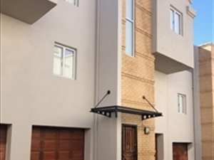 3 Bed Townhouse in Atholl