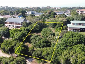 1496 m² Land available in Wilderness