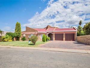 3 Bed House in Lenasia South