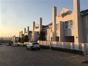 3 Bed Townhouse in Bryanston