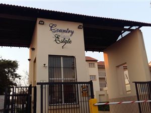 3 Bed Apartment in Country View