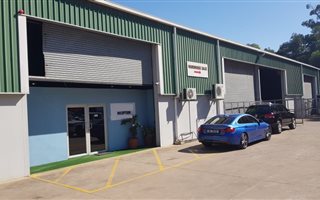 Commercial space in Briardene
