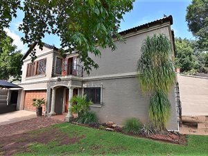 5 Bed House in Constantia Park