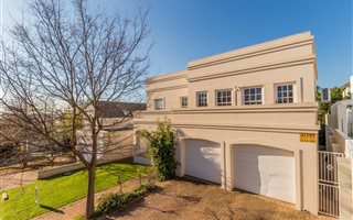 4 Bedroom House in Paradyskloof