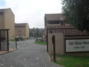 3 Bed Townhouse in Alan Manor