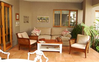 4 Bedroom House in Orchards