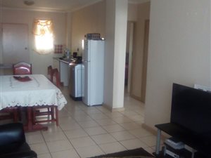 2 Bed Townhouse in Zwartkop