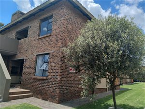 2 Bed Townhouse in Albertsdal
