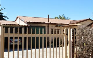 3 Bedroom House in Edelweiss