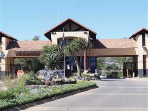 3 Bedroom Cluster in Featherbrooke Estate