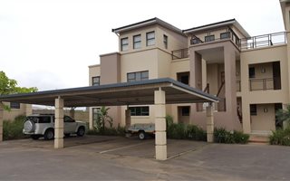 2 Bedroom Apartment in Tinley Manor and surrounds