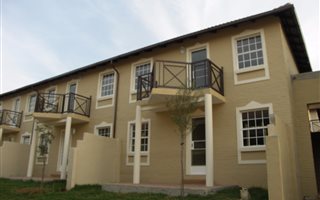 2 Bedroom Apartment in Moffat View