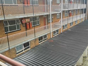 1 Bed Flat in Tedstoneville