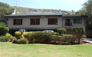 5 Bedroom House in Cyrildene