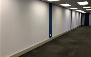 488 m² Office Space in Vorna Valley