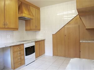 3 Bed Duplex in Bedford Park