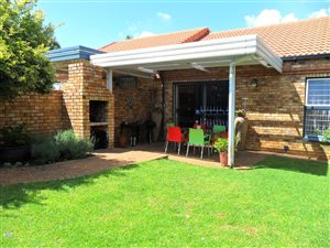 2 Bed Townhouse in Clubview