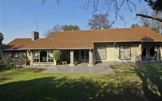 4 Bedroom House in Bramley View