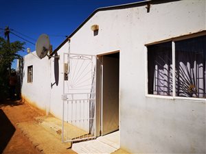 2 Bed House in Evaton