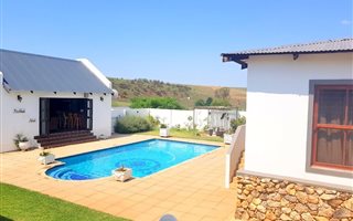 4.3 ha Farm in Sterkfontein and surrounds