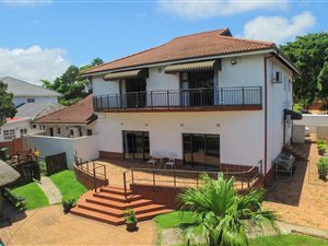 3 Bed House in Meerensee