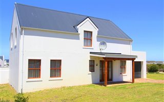 3 Bedroom House in Mariners Village