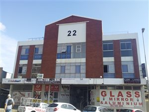 89 m² Office Space in Amanzimtoti