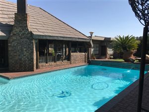 4 Bed House in Vanderbijlpark SE2