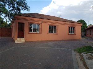 3 Bed Townhouse in Erasmia