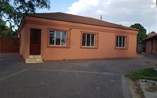 3 Bedroom Townhouse in Erasmia