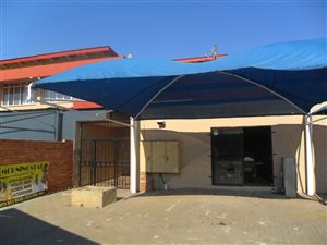120 m² Office Space in East Lynne