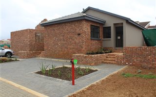 3 Bedroom Townhouse in Gonubie