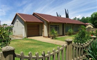 3 Bedroom House in Arcon Park