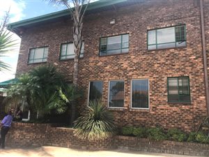 45 m² Office Space in Clubview