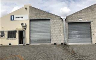 373 m² Industrial space in Airport Industria