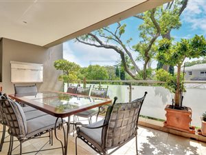 2 Bed Simplex in Dunkeld West