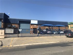 1300 m² Industrial space in Monavoni