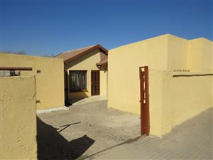 2 Bed House in Kaalfontein