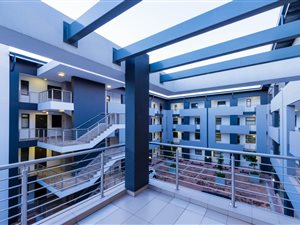 2 Bed Apartment in Bryanston
