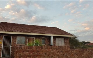 2 Bedroom House in Kimberley